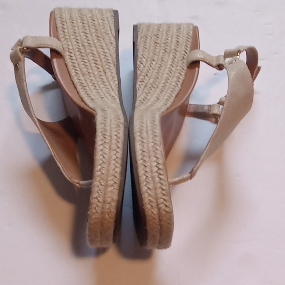 Vionic Kirra Tan Wedge Straw Heel Sandals Size 10 - Picture 4 of 10